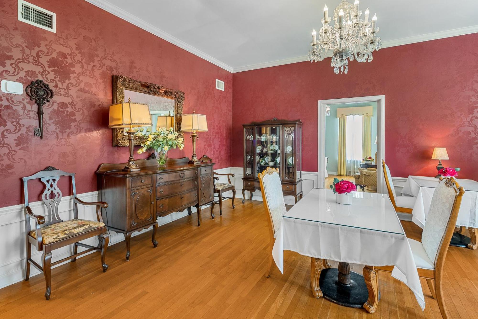 Beland Mansion-Treasured Mist Suite! Fort Smith Exterior photo